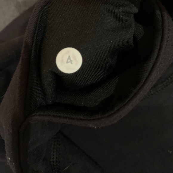 Brand New Lululemon Leggings - Picture 4 of 4